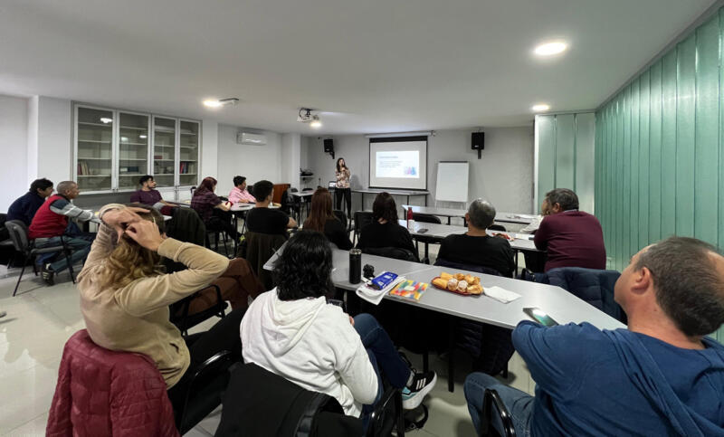 Capacitación en perspectiva de género y violencias por motivos de ...